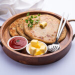 Aloo Paratha Recipe in Hindi